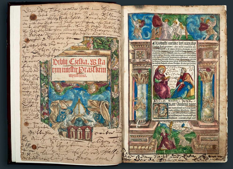 Böhmische Bibel aus dem Jahr 1537, die über Generationen in Familienbesitz war